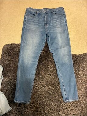 American Eagle Outfitters Light Blue Skinny Jeans